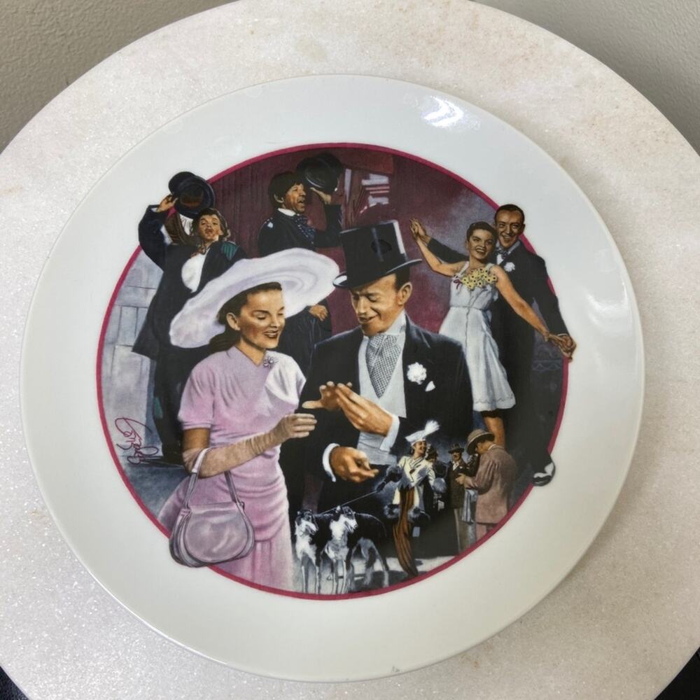 Vintage Avon  Hollywood Easter Parade Plate